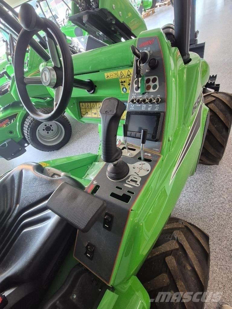 Avant 635 Chargeuse compacte