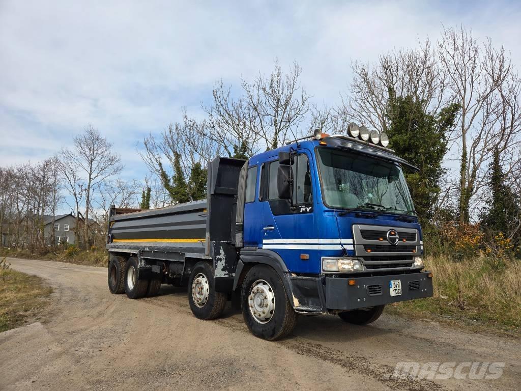 Hino 700 FY Camion benne