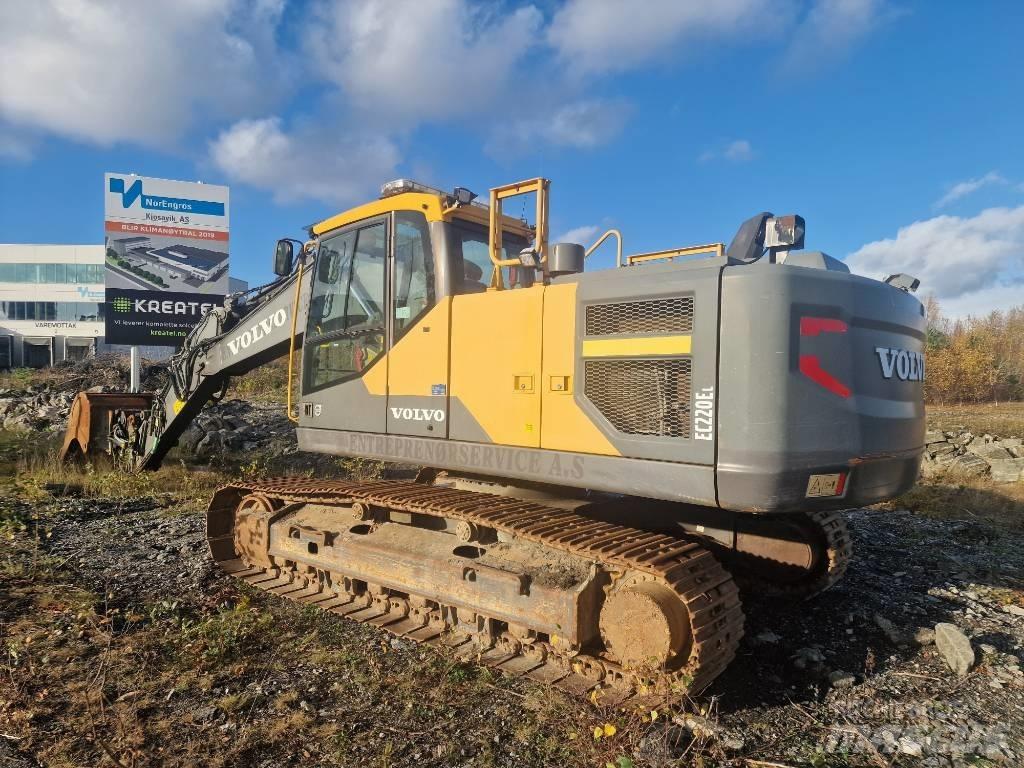 Volvo 220E Pelle sur chenilles