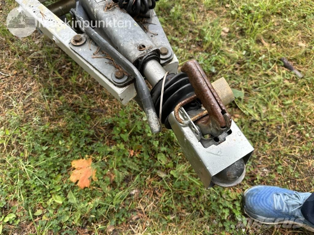 Dino 180 T Remorque nacelle