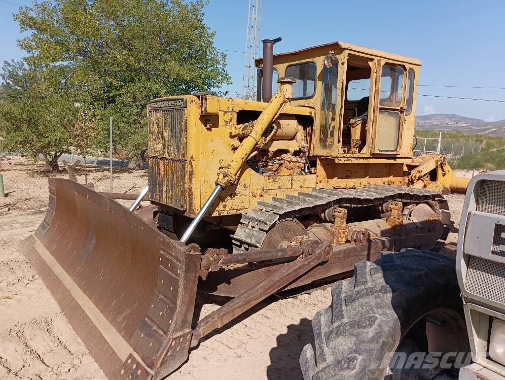 Komatsu D 85 A-12 Bouteurs sur chenilles