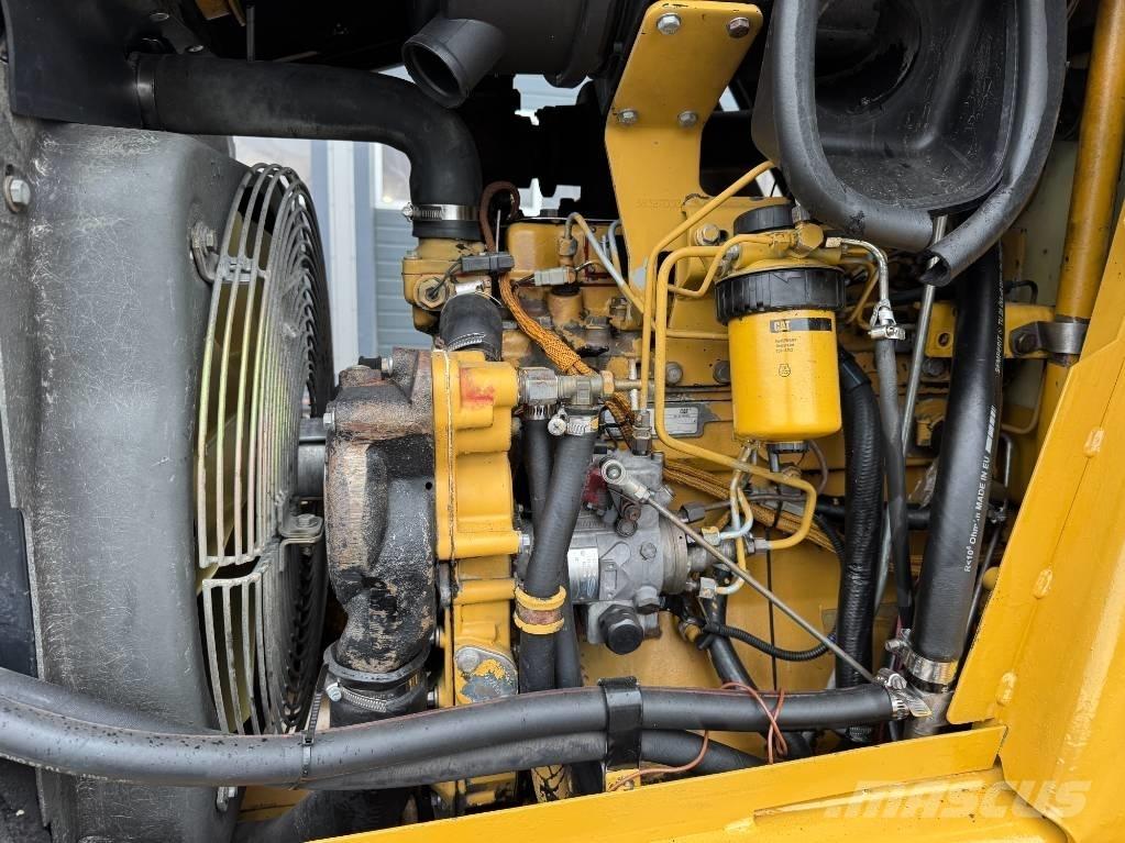 CAT 428 C Tractopelle
