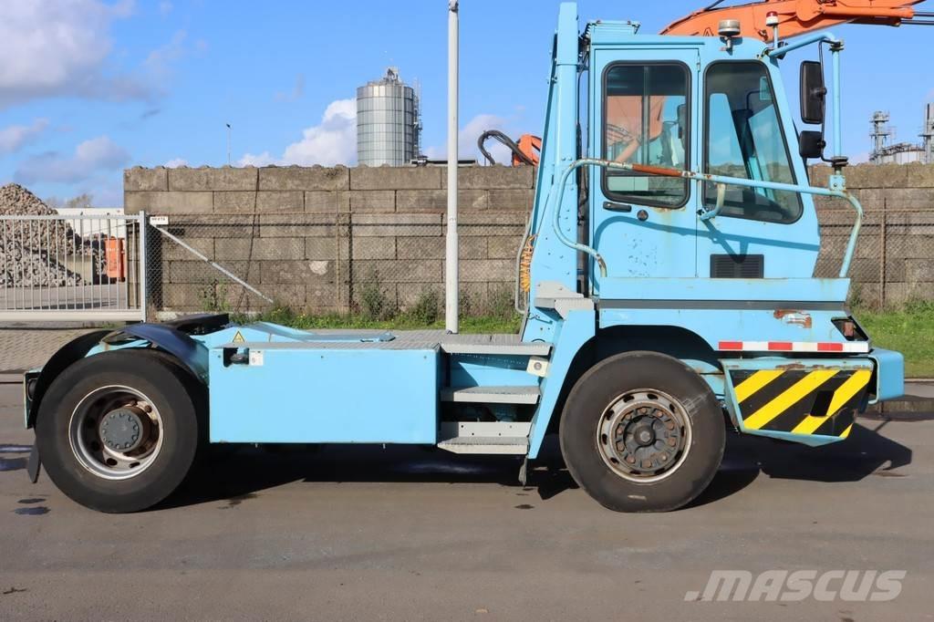 Terberg YT222 Tracteur de manœuvre