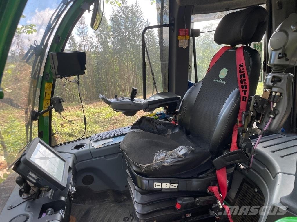 John Deere 1270G 8WD Abatteuse