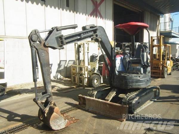 Komatsu PC30UU-3 Mini pelle < 7t