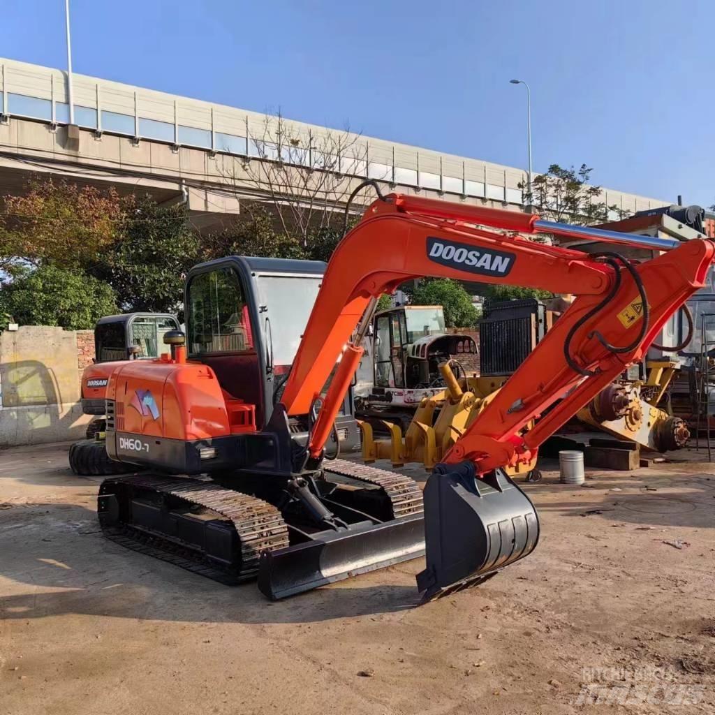 Doosan DH 60-7 Mini pelle < 7t