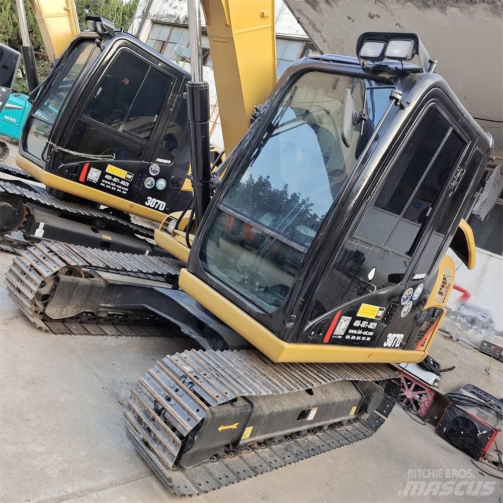 CAT 307 D Mini pelle < 7t