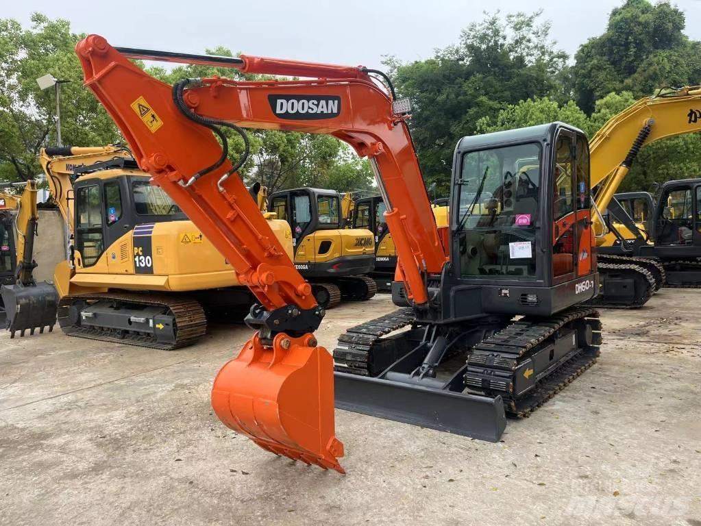 Doosan DH 60-7 Mini pelle < 7t