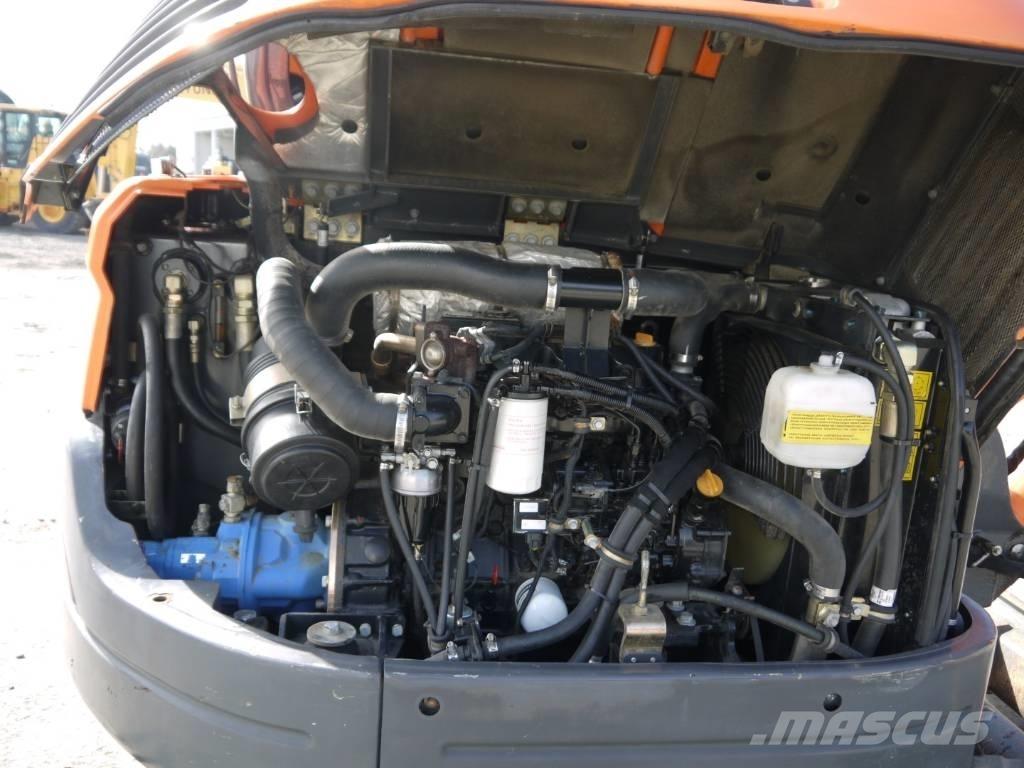 Doosan DX 60 R Mini pelle < 7t