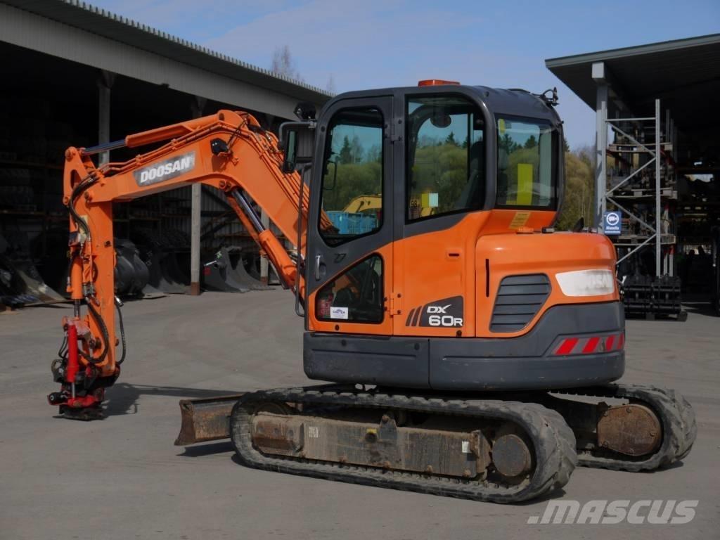 Doosan DX 60 R Mini pelle < 7t