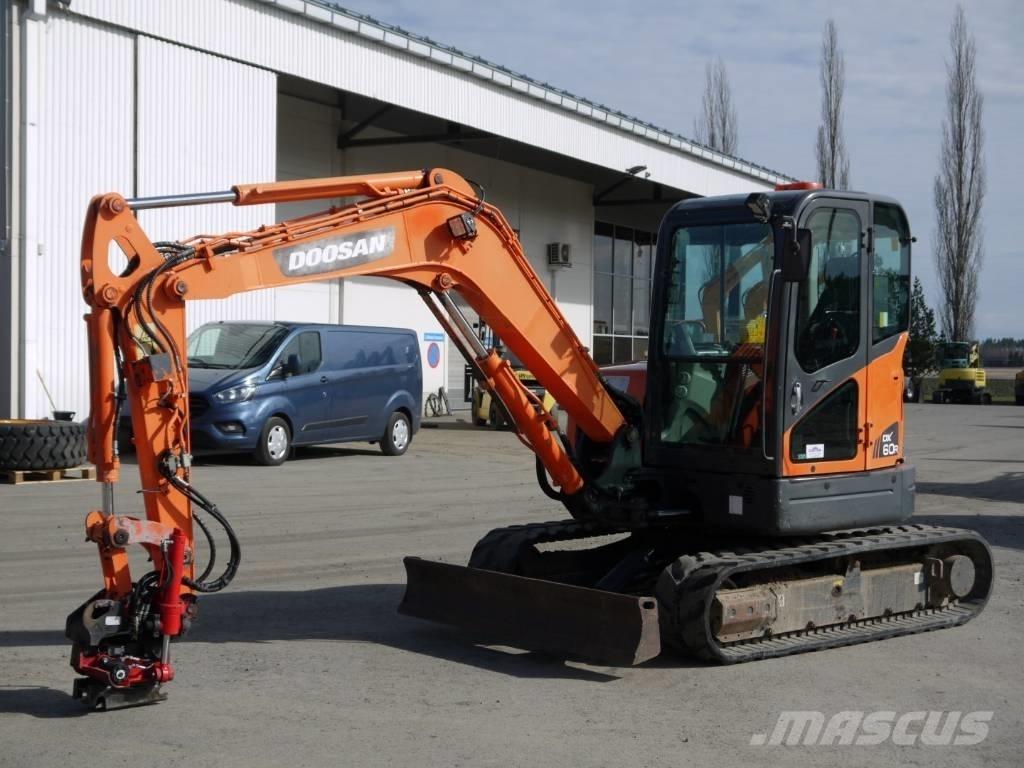 Doosan DX 60 R Mini pelle < 7t
