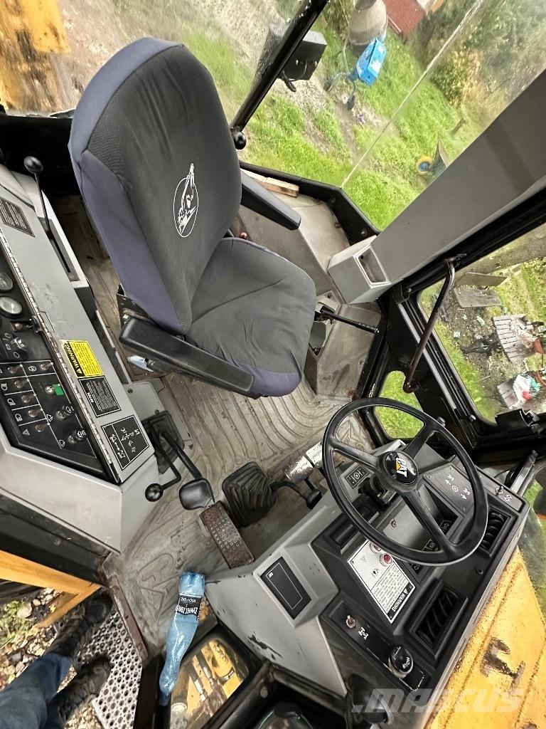 CAT 416B Tractopelle