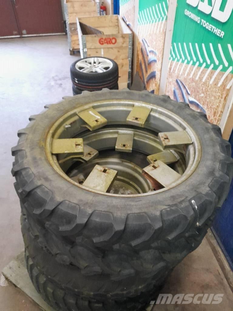 Michelin 9,5-32 Pneus, roues et jantes