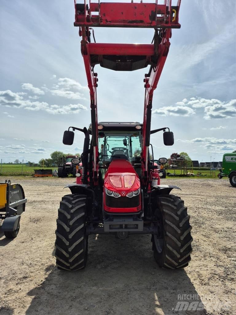 Massey Ferguson 5713 Tracteur