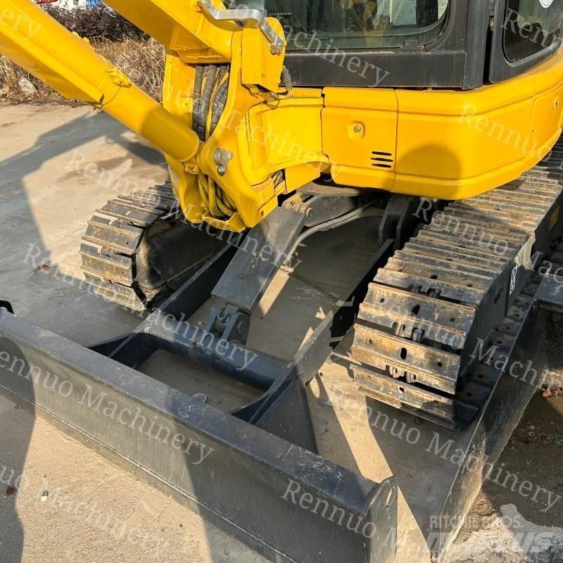 Komatsu PC 35 MR-3 Mini pelle < 7t
