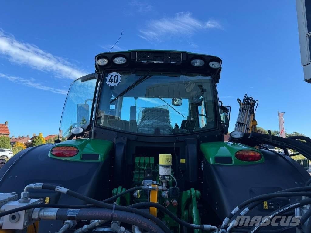 John Deere F 440 M Presse à balle ronde
