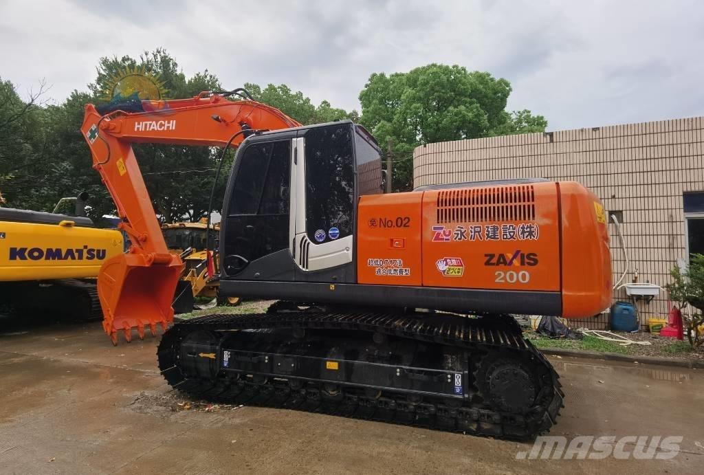 Hitachi ZX 200 Pelle sur chenilles