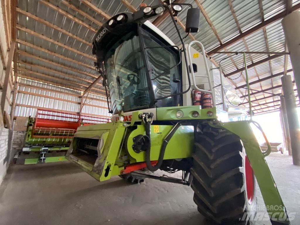 CLAAS Tucano 450 Moissonneuse batteuse