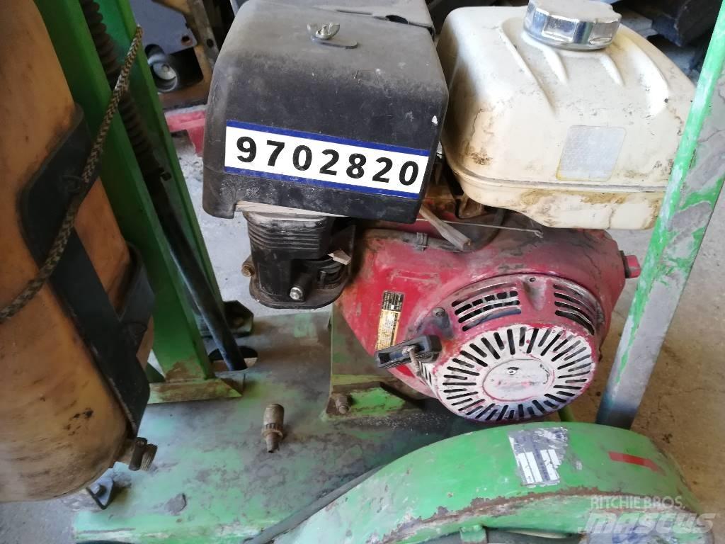  ŘEZAČKA SPÁR RS 400 Construction - Autres