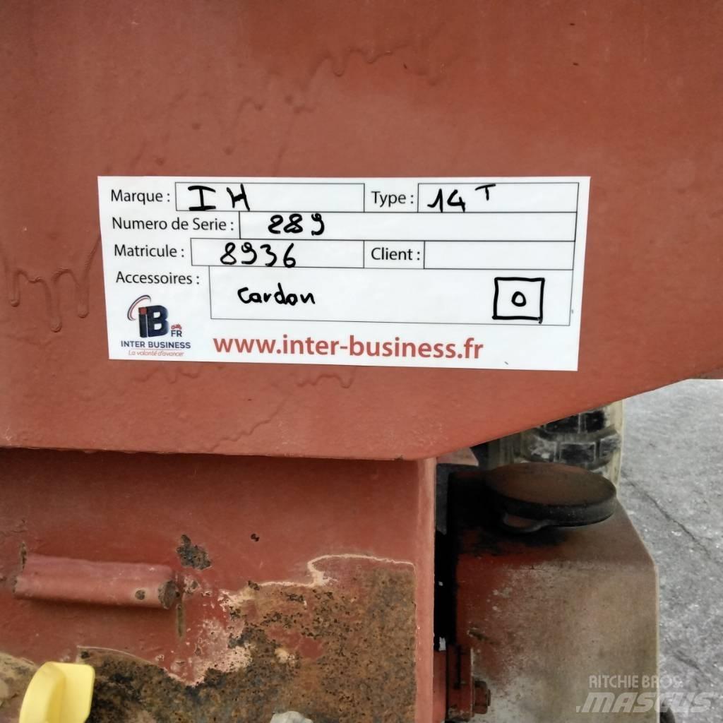 IH B14 Benne céréalière