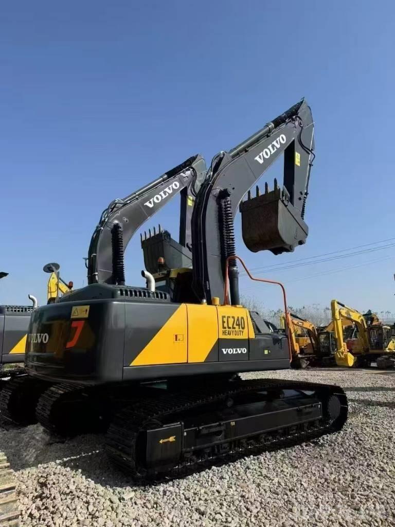 Volvo EC 240 Pelle sur chenilles