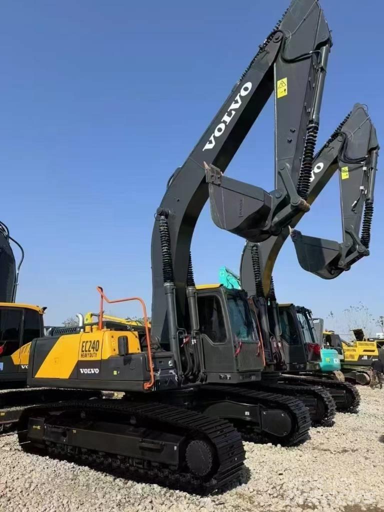 Volvo EC 240 Pelle sur chenilles