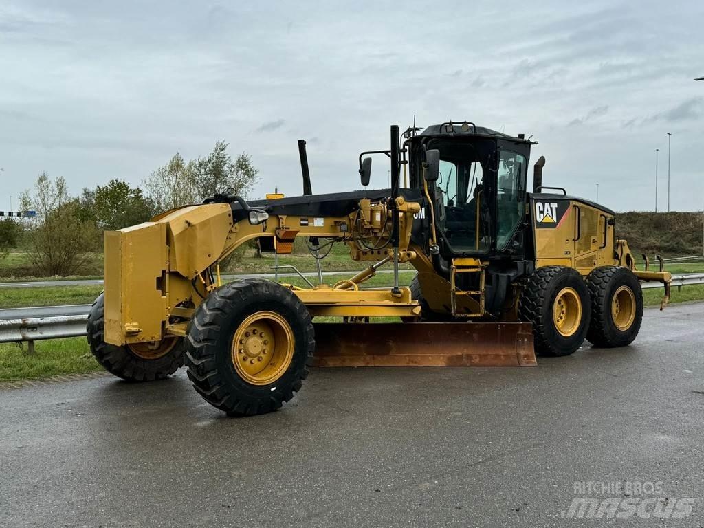 CAT 140M Niveleuse