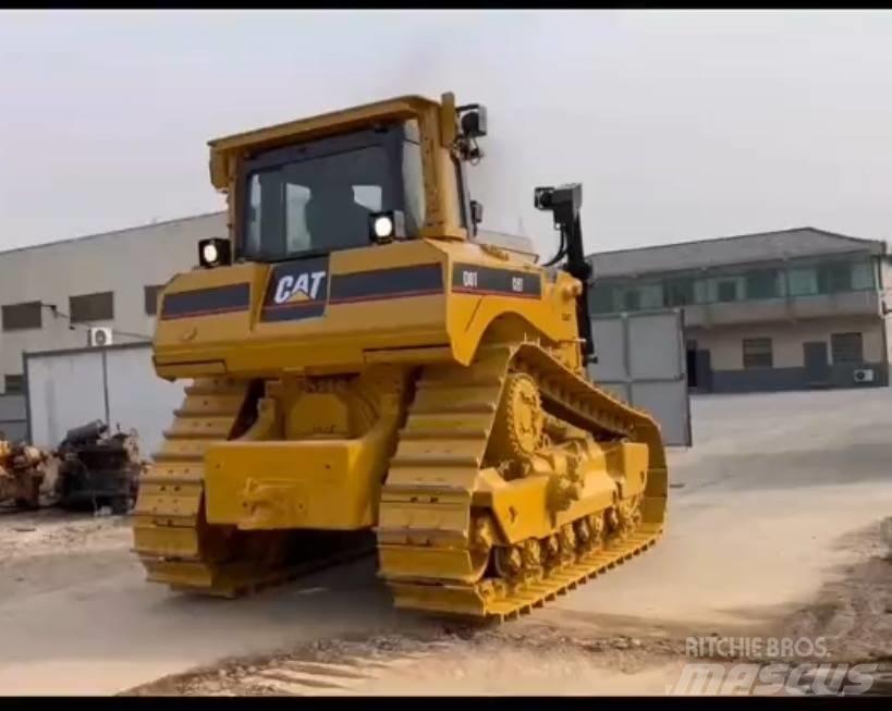 CAT D 8 T Bouteurs sur chenilles