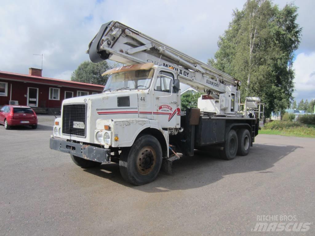 Volvo N 7 6x2 4200 Autre camion