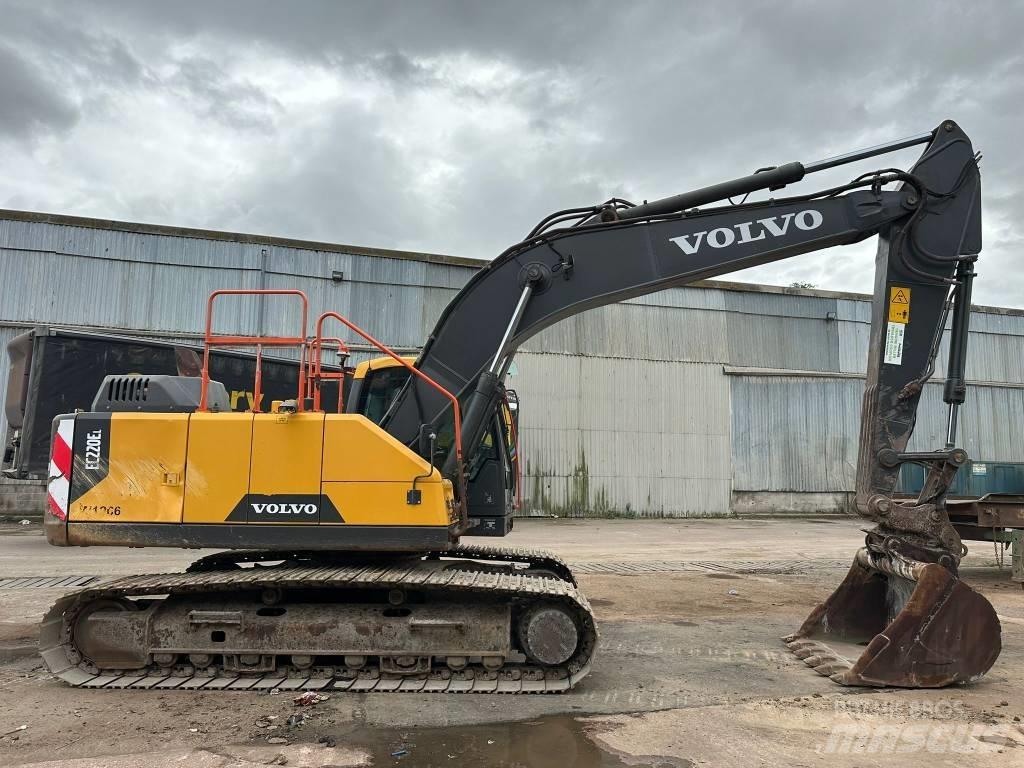 Volvo EC 220 E L Pelle sur chenilles