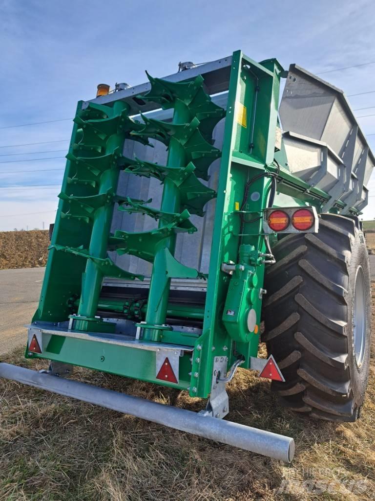 Samson SP 15 Epandeur de fumier