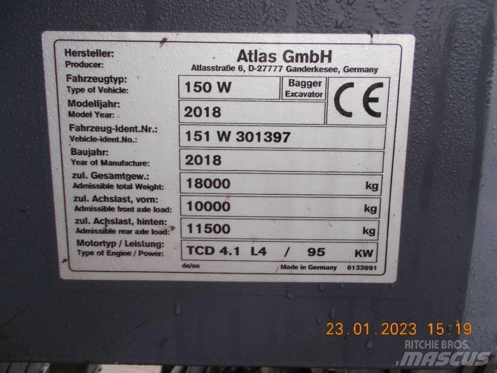 Atlas 150 W Pelle sur pneus