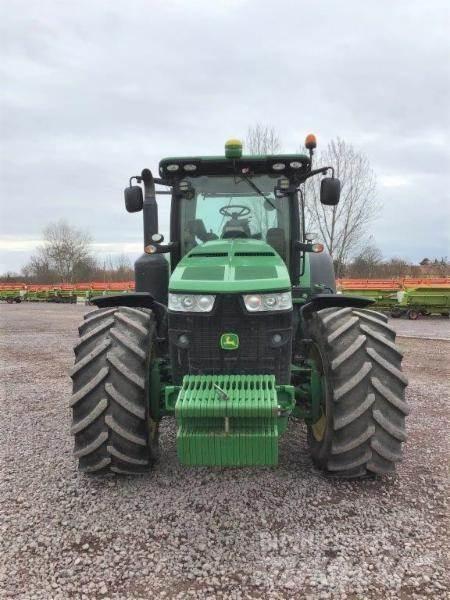 John Deere 8320 R Tracteur