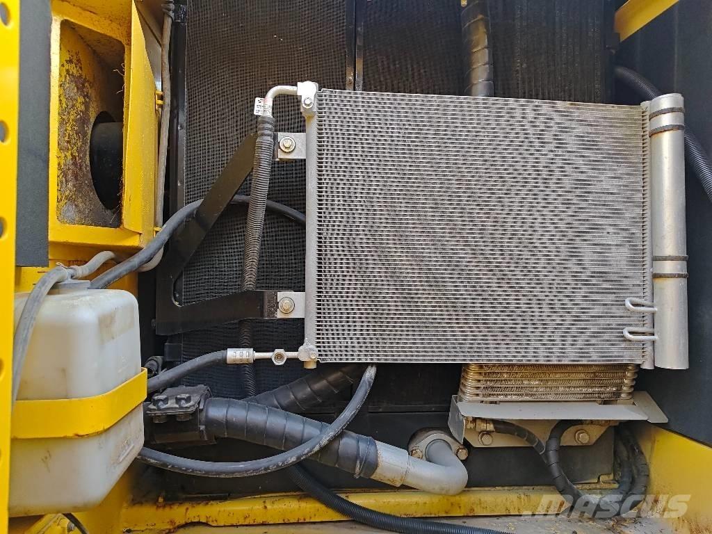 Komatsu PC 200-8 Pelle sur chenilles