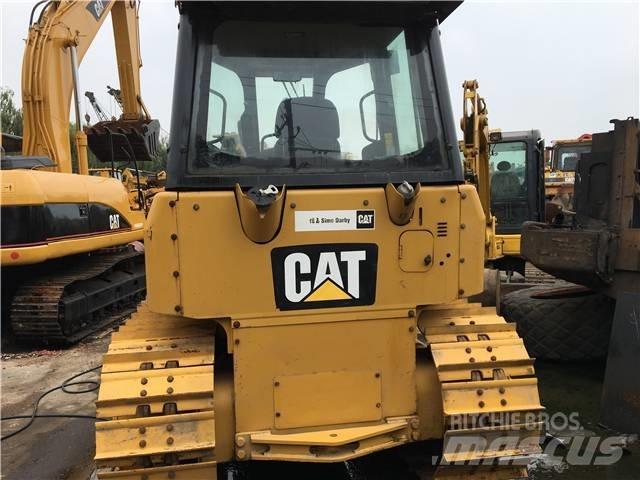 CAT D 5 K Bouteurs sur chenilles