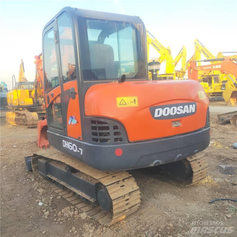 Doosan DH 60-7 Mini pelle < 7t