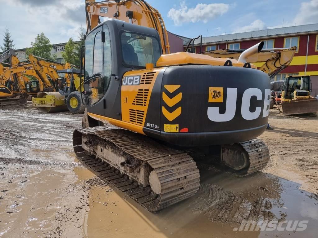 JCB JS 130 LC Pelle sur chenilles