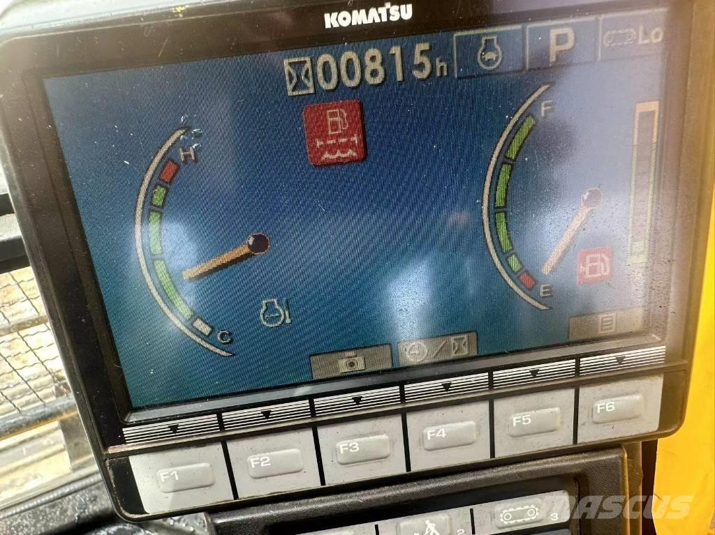 Komatsu PC220-8 Pelle sur chenilles