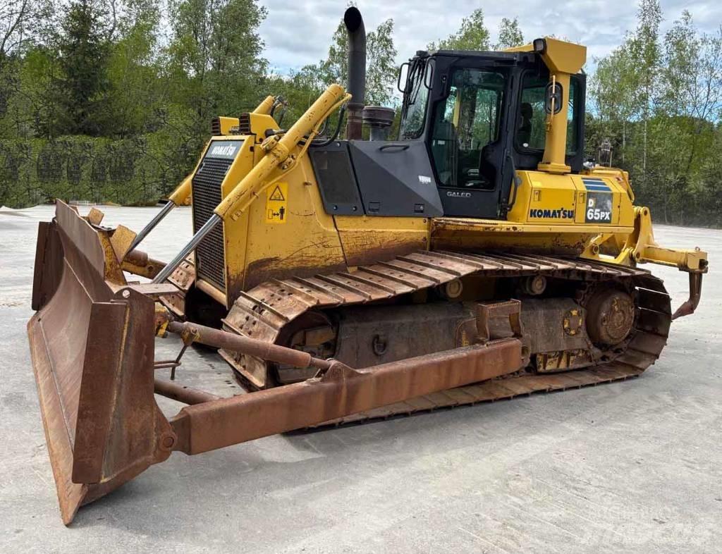 Komatsu D 65 PX-15 Bouteurs sur chenilles