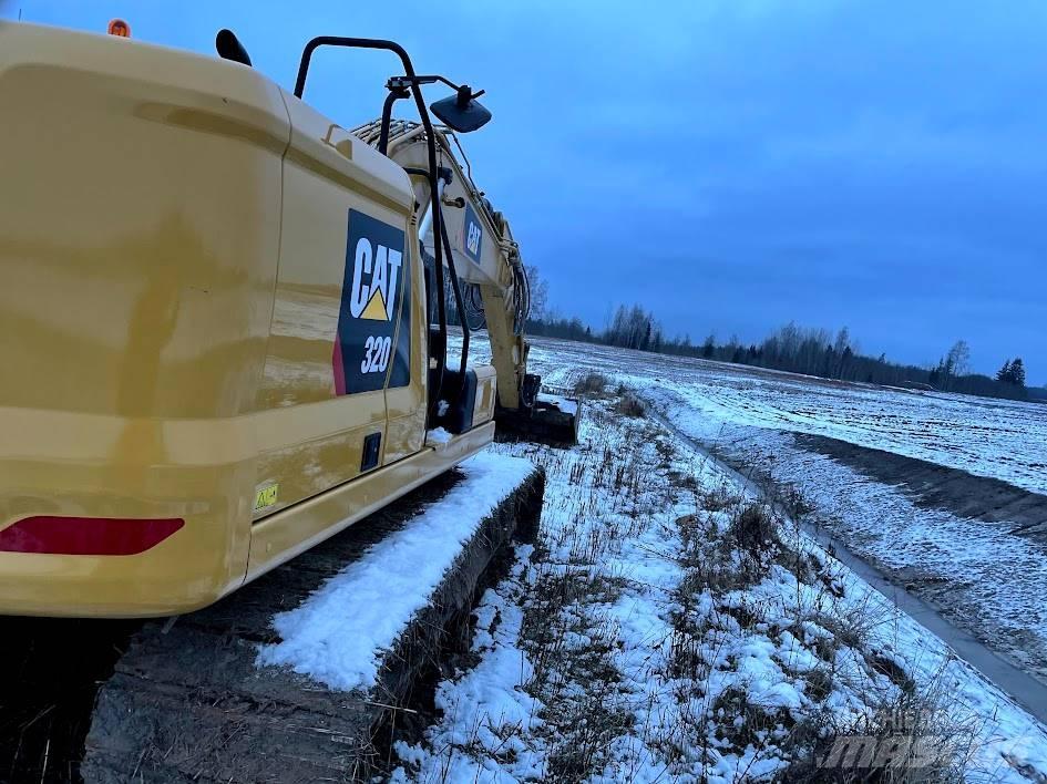 CAT 320 Pelle sur chenilles