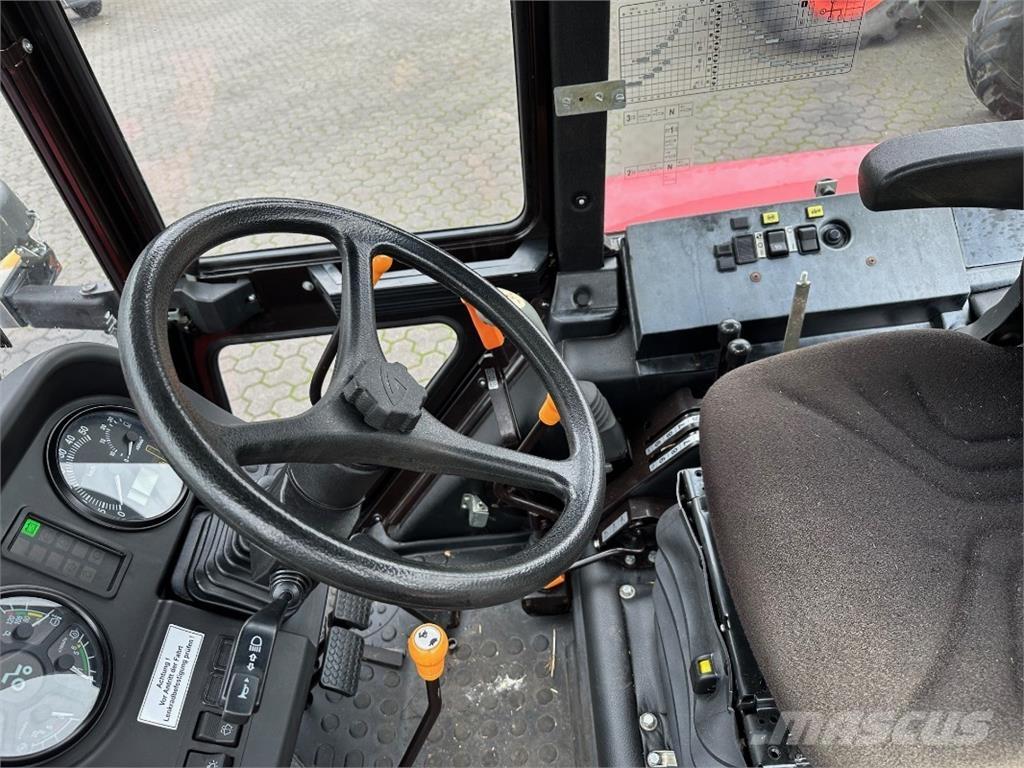 Belarus MTS 952.2 Tracteur