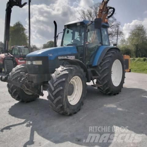 New Holland TM 165 Tracteur