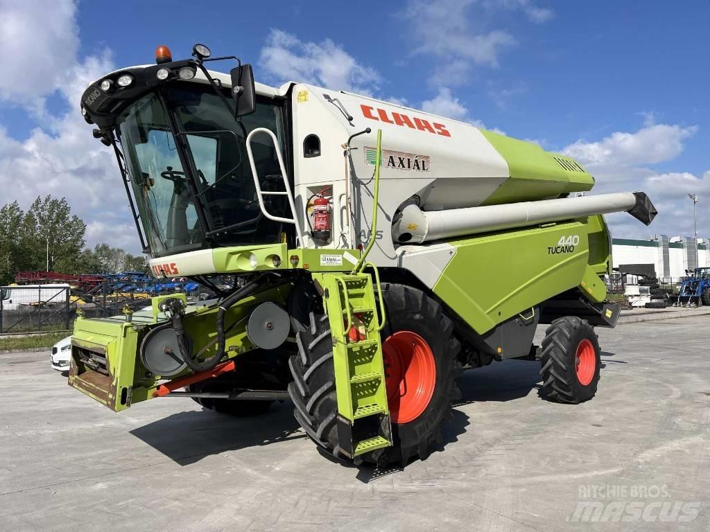 CLAAS Tucano 440 Moissonneuse batteuse