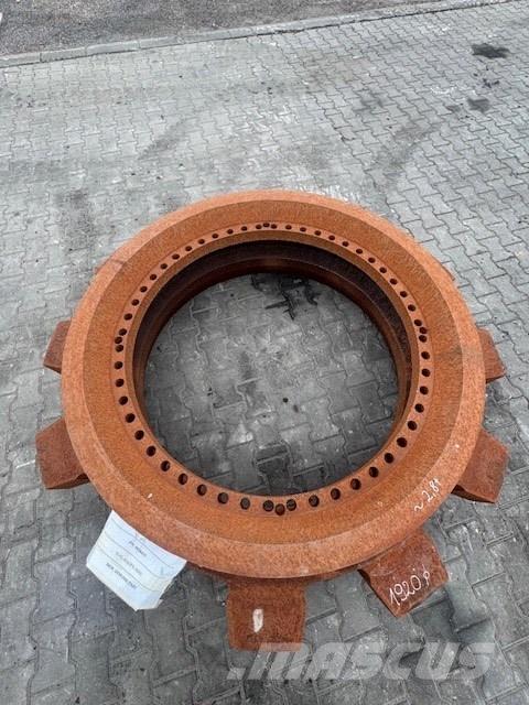 CAT 6040 SPROCKET Chenilles