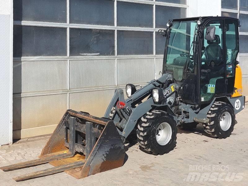 Giant G 1500 X-Tra Chargeuse compacte