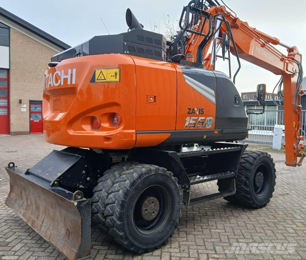 Hitachi ZX155W-7 Pelle sur pneus