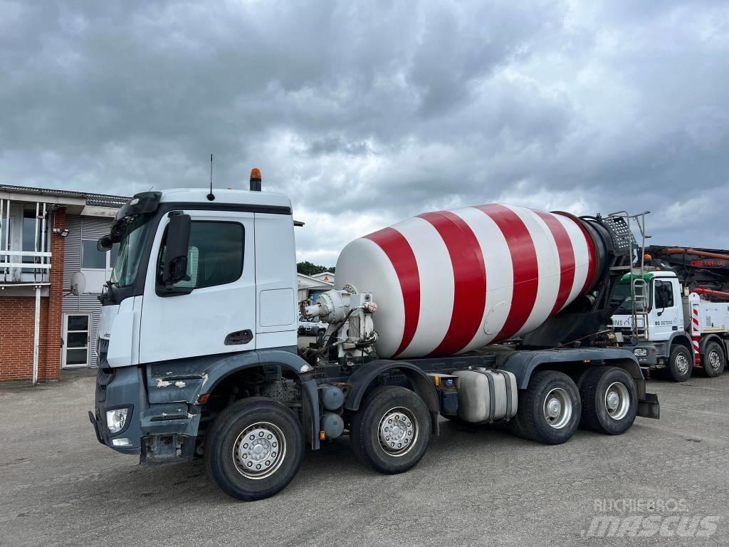 Mercedes-Benz 3248 Camion malaxeur