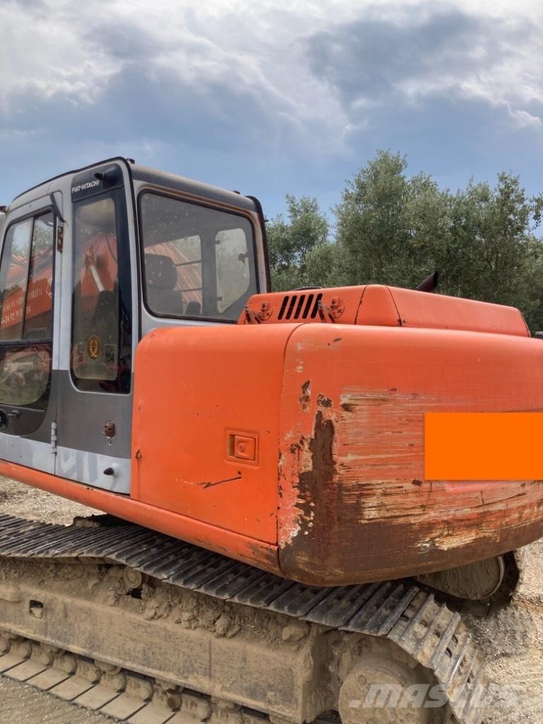 Hitachi EX 135 Pelle sur chenilles