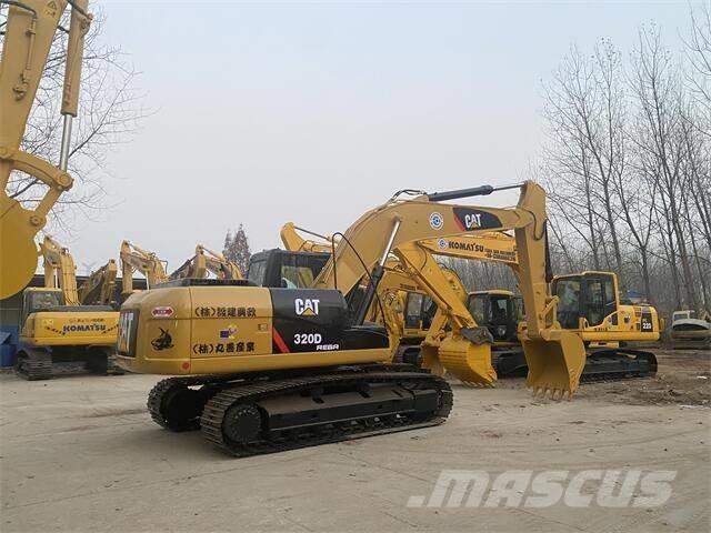 CAT 320D Pelle sur chenilles