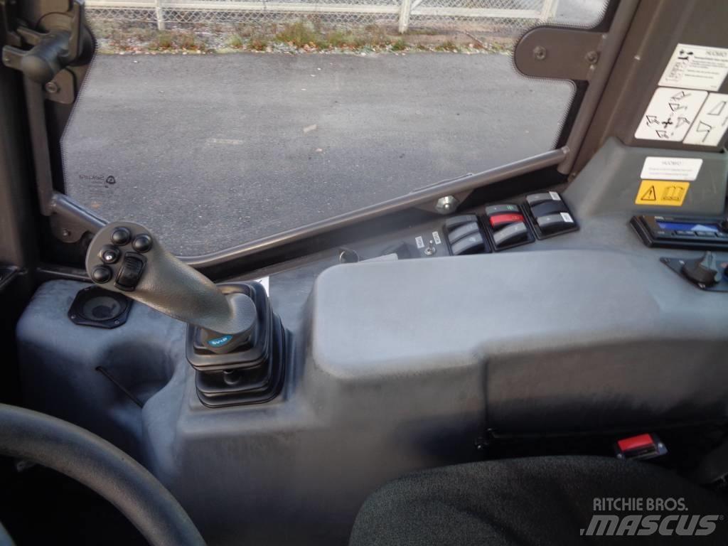 Mecalac AX850 V Chargeuse sur pneus